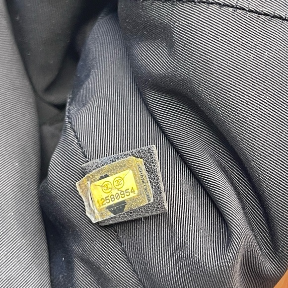 CHANEL Rue Cambon Bowler Hand Bag - Picture 15 of 17